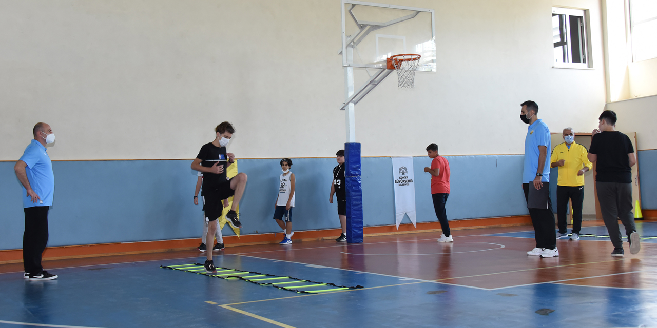 Konya Büyükşehir Belediyespor geleceğin basketbolcuları için seçmelere başladı