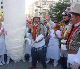 İki buçuk tonluk dondurmayla şov