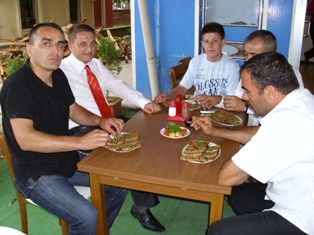 Etliekmek Konya'da yenir