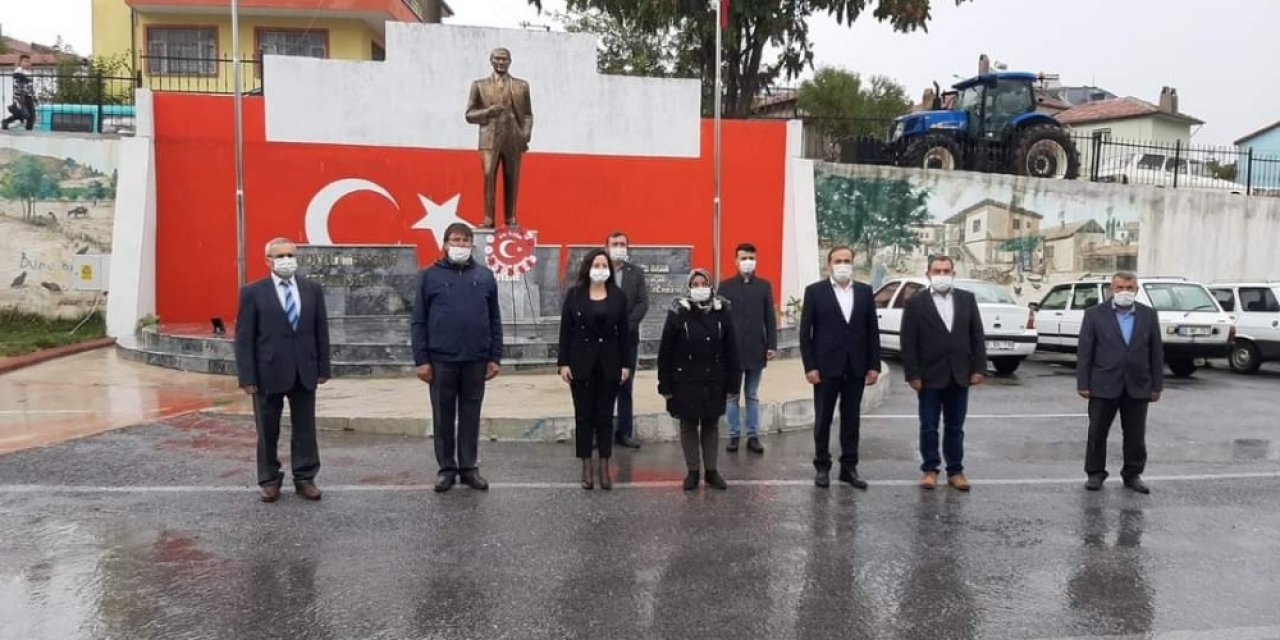 Çal’da Muhtarlar Günü törenle kutlandı