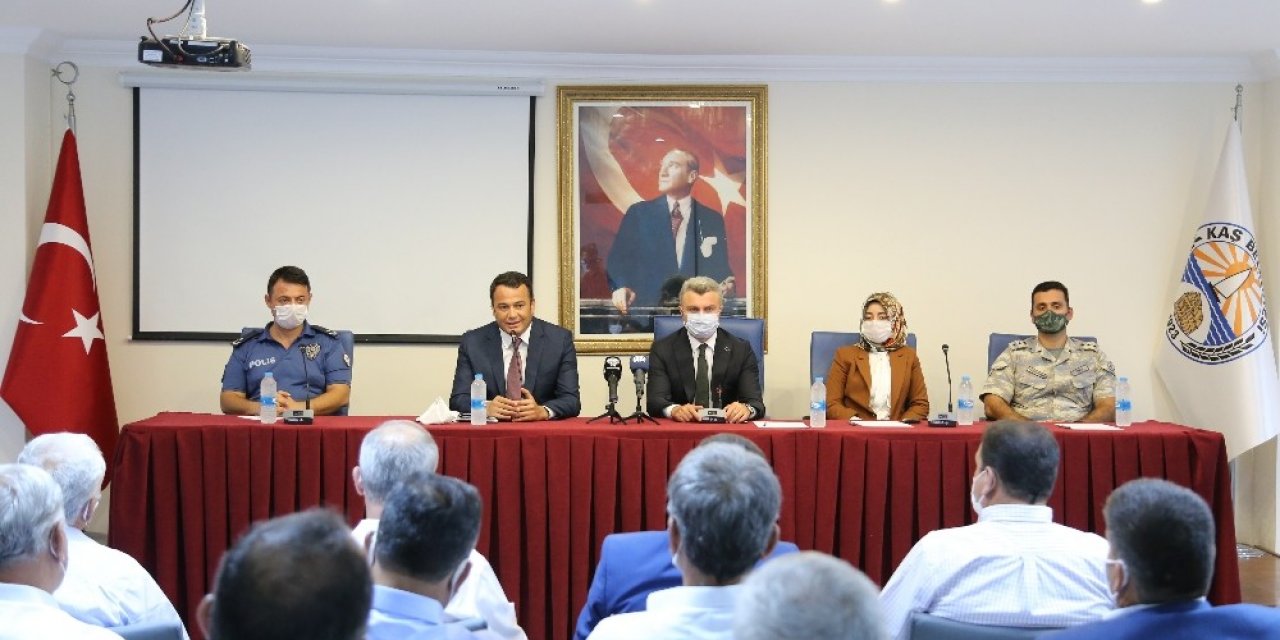 Mutlu Ulutaş: "Her muhtarımıza ulaşmaya çalışıyoruz"