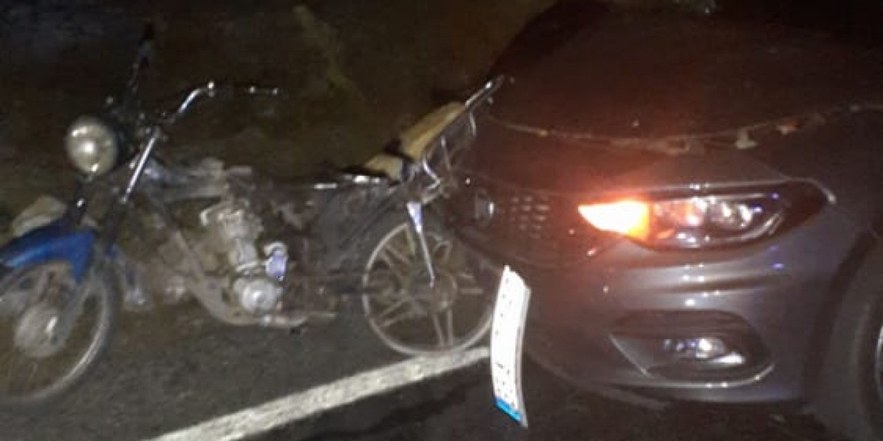 Otomobil motosiklete çarptı! Suriyeli sürücü öldü