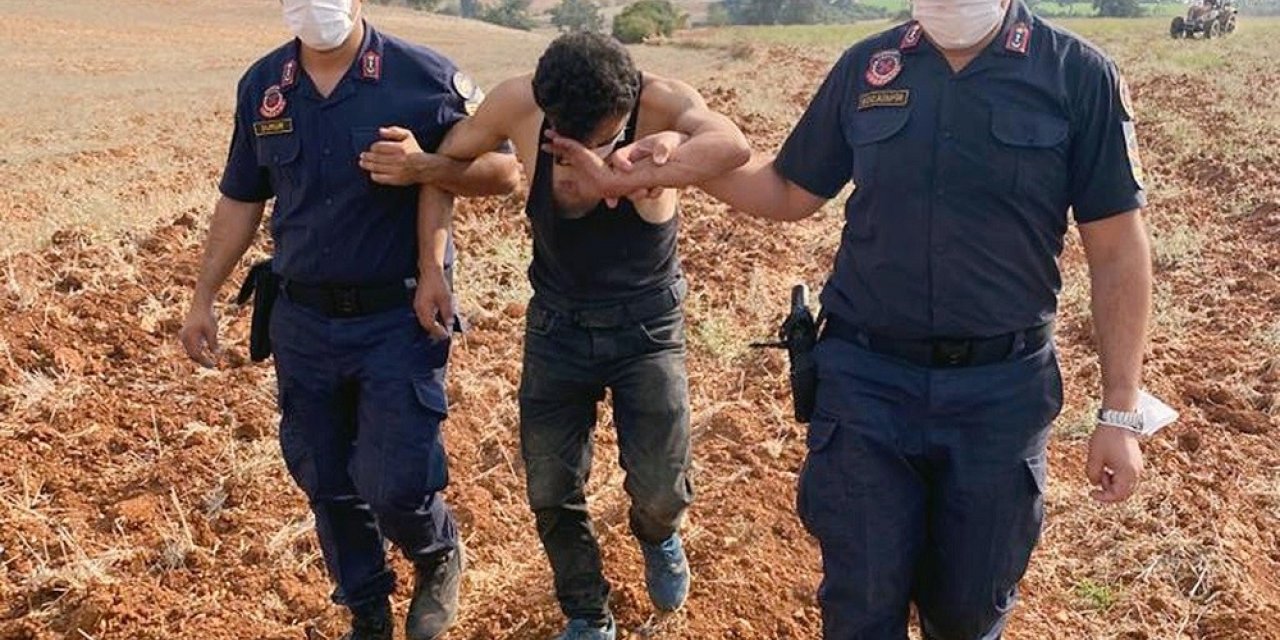 Adana’da elektrik kablosu hırsızı kovalamaca sonunda yakalandı