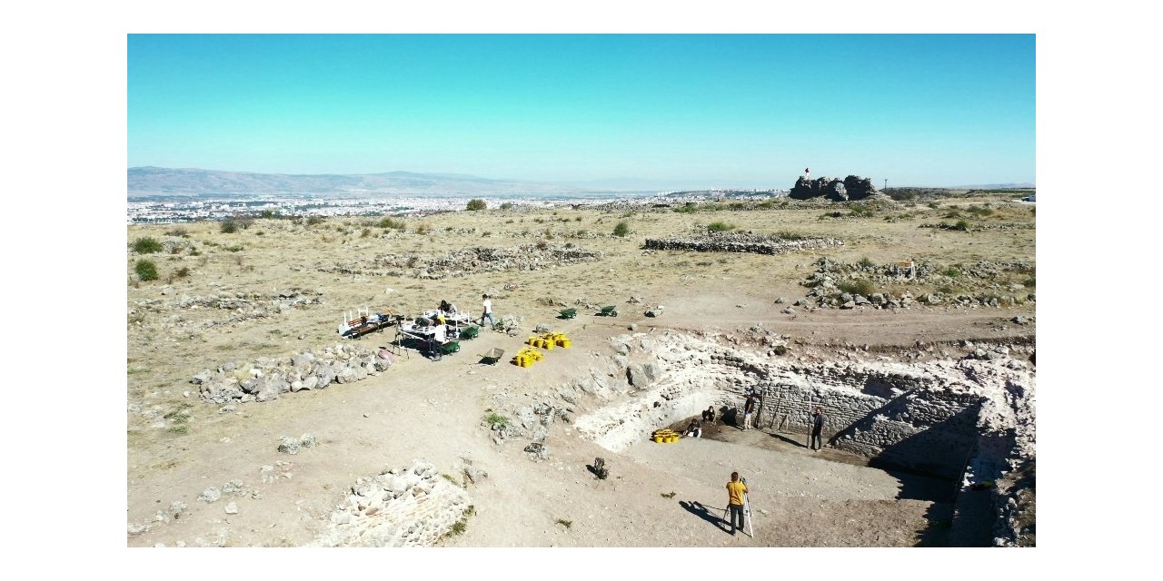 Tarihi Karacaşehir Kalesi eğitim yuvasına dönüştü