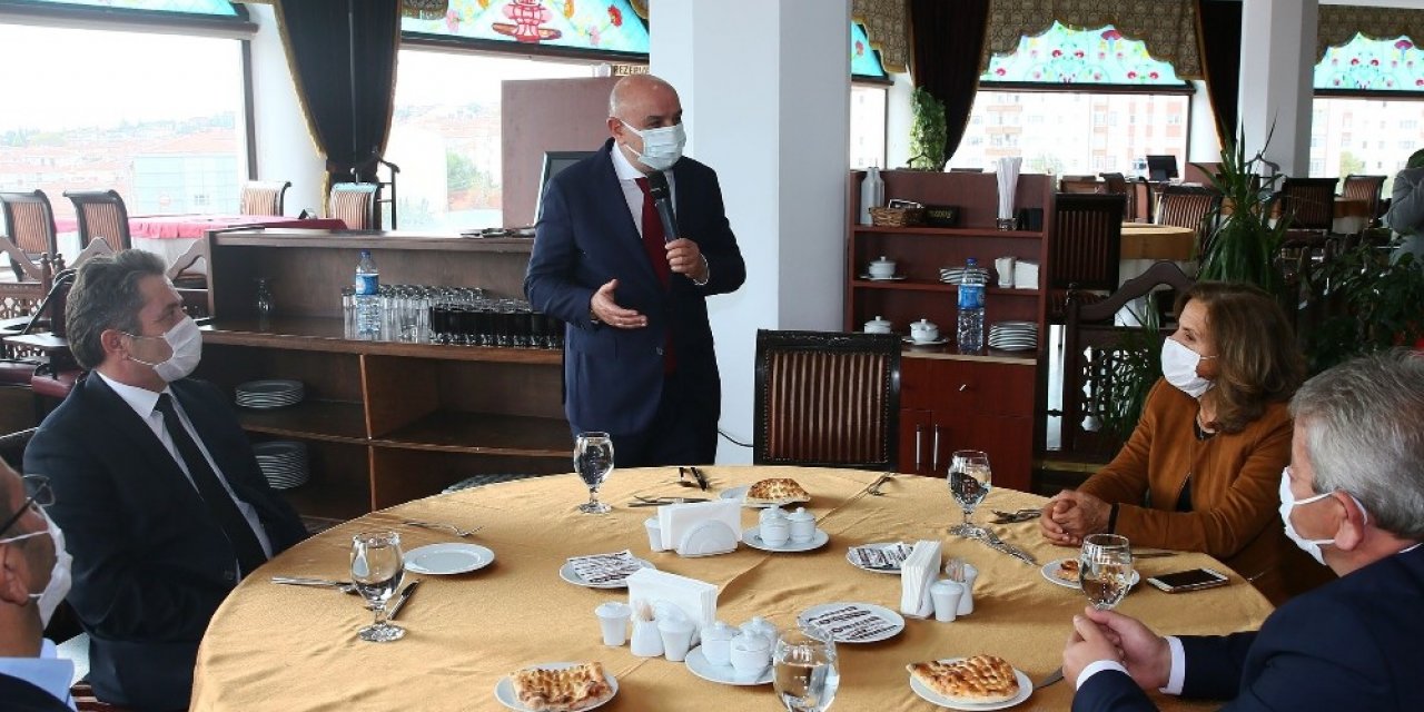 Başkan Altınok: “Muhtarlarımız hizmette ilk basamaktır”
