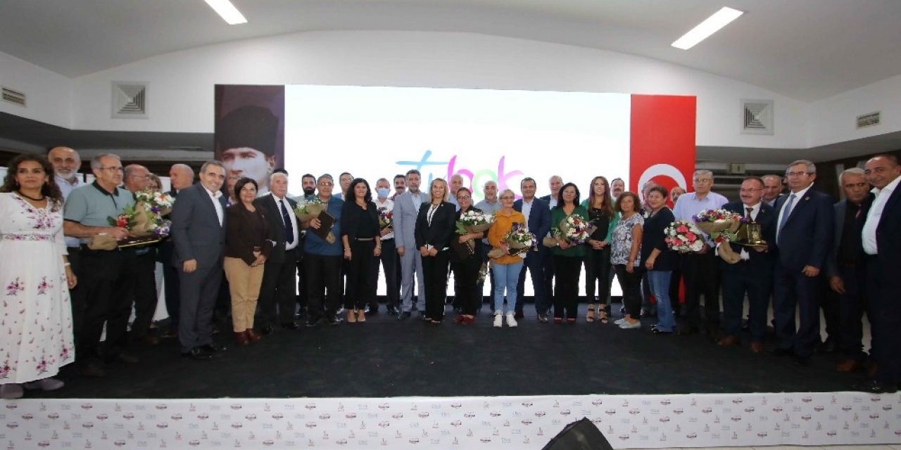 Başkan Sandal muhtarlarla bir arada