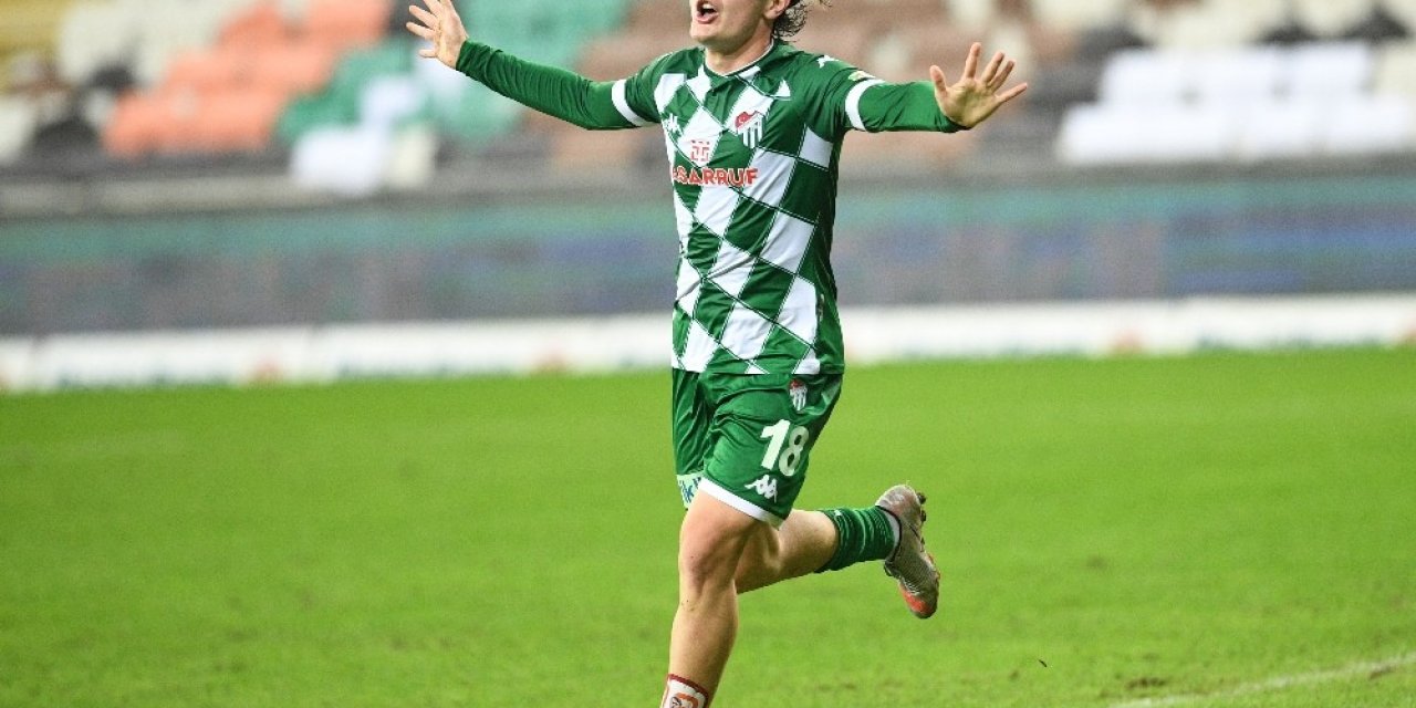 Bursaspor 9 yıl sonra en gollü başlangıcı yaptı