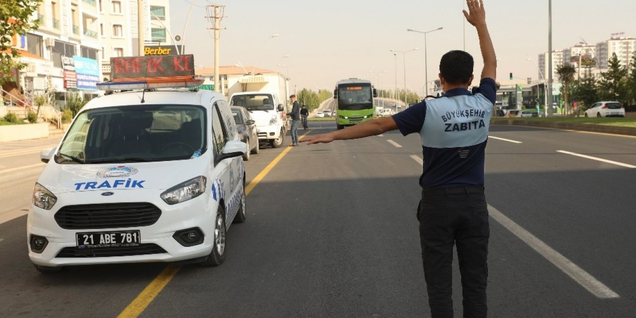 Diyarbakır’da korona virüs denetimleri sürüyor
