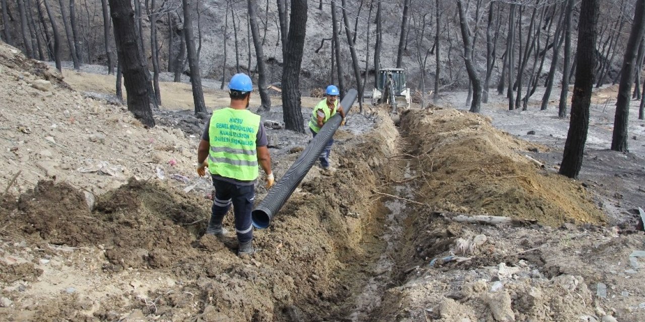 Hatay’daki yangın bölgesinde altyapı çalışmaları