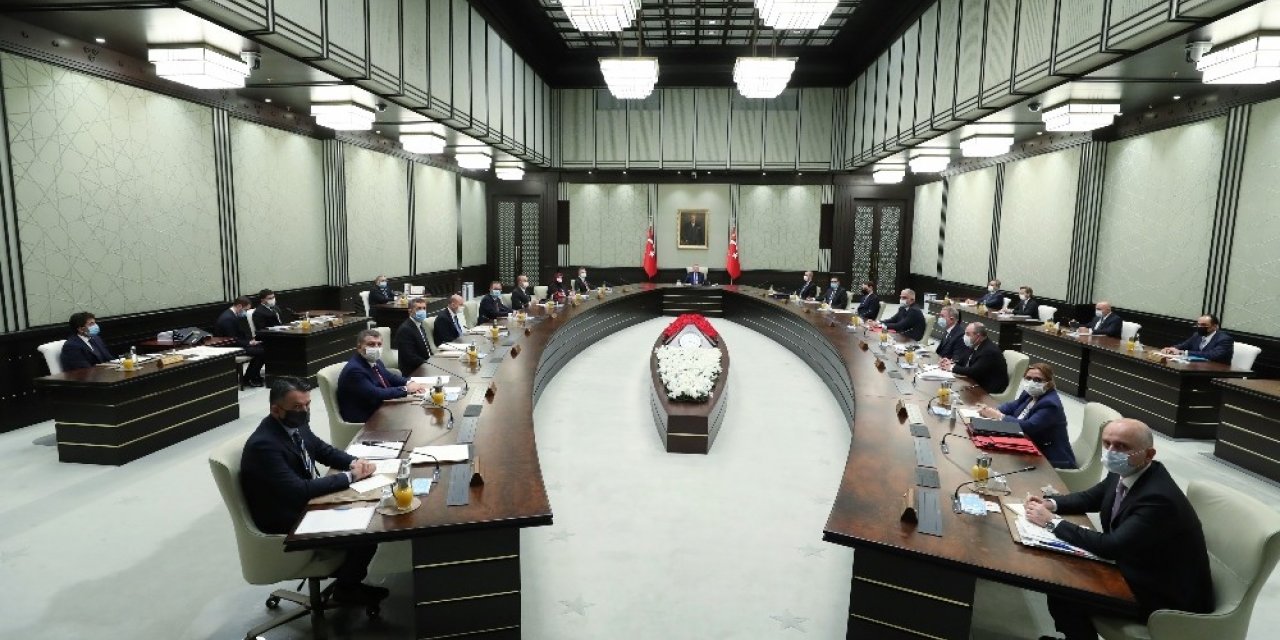 Cumhurbaşkanlığı Kabinesi, Cumhurbaşkanı Recep Tayyip Erdoğan başkanlığında Beştepe’de toplandı