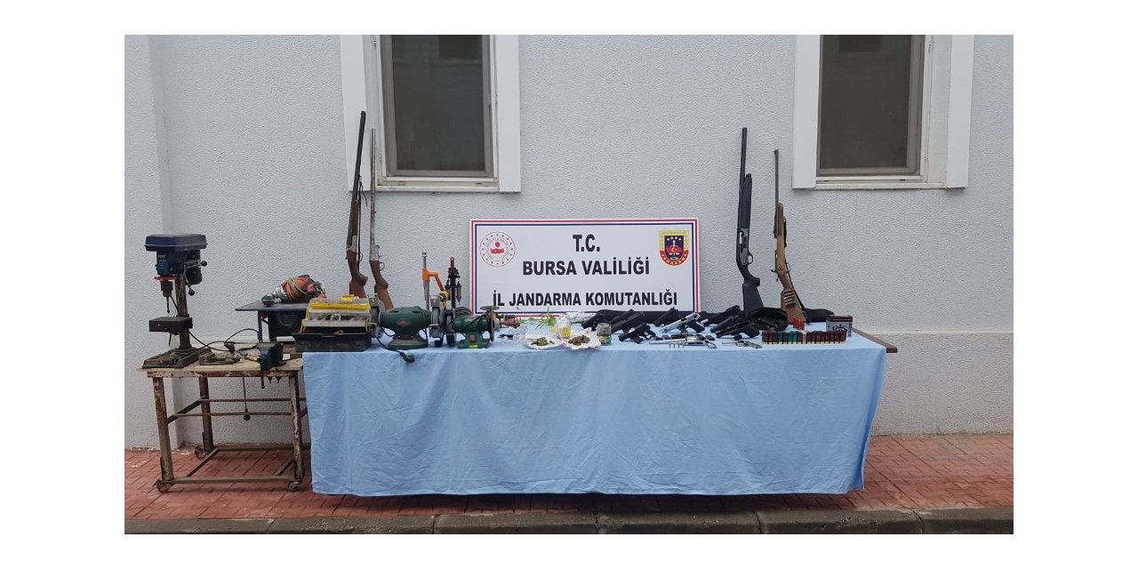 Jandarmadan silah ve uyuşturucu operasyonu