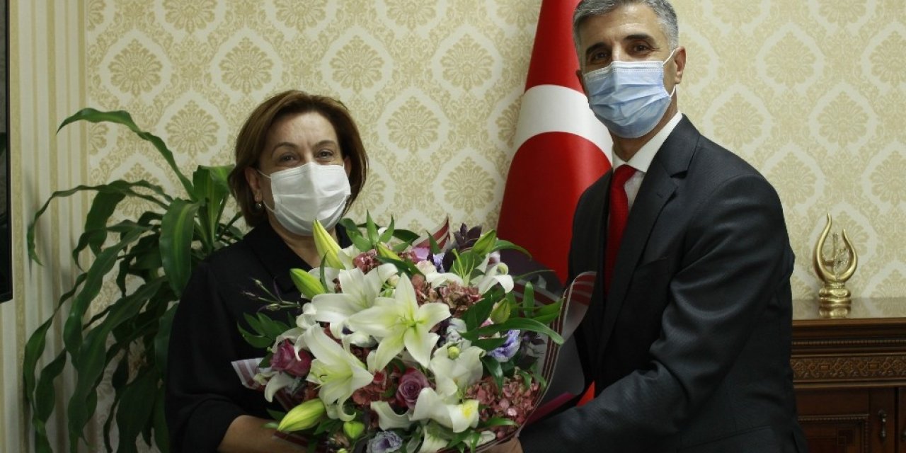 GAÜN Hastanesinde devir-teslim töreni gerçekleştirildi