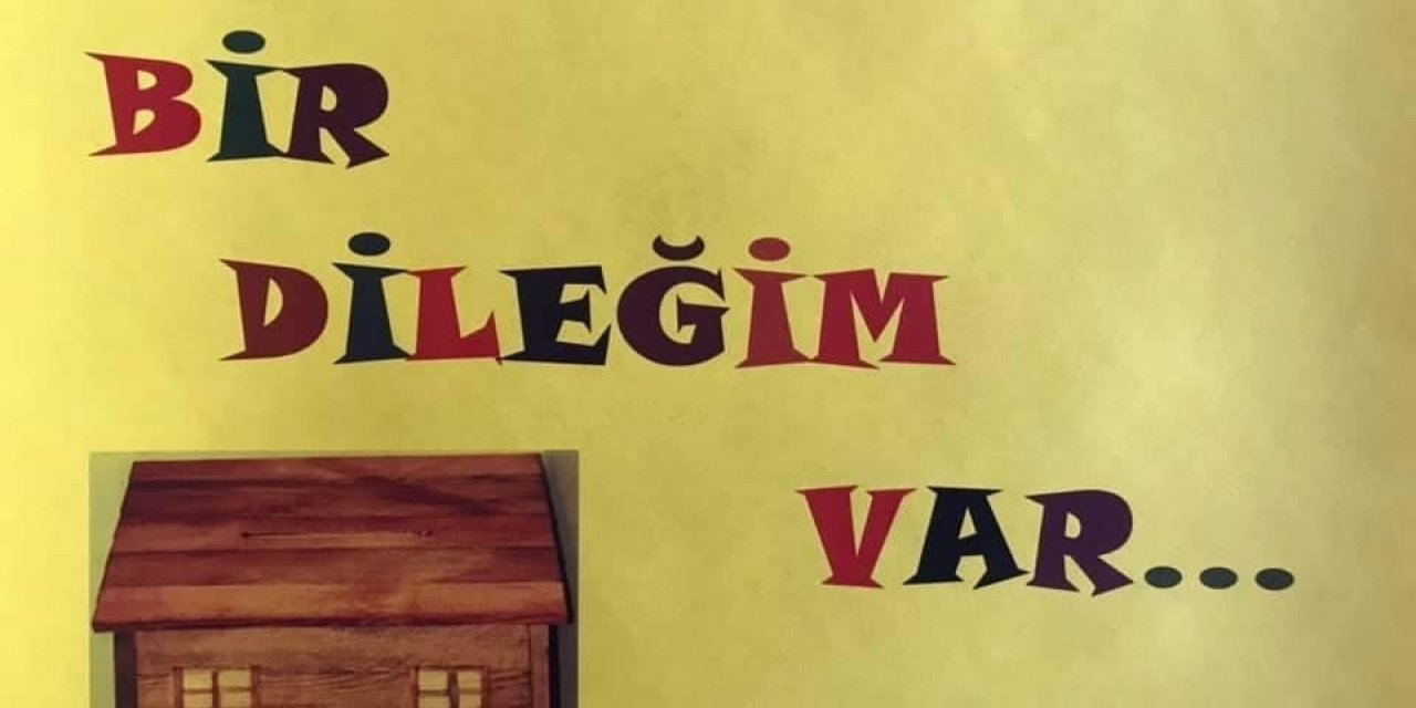 Kaymakamlık binasına öğrenciler için dilek kutusu yerleştirildi