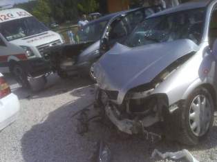 Beyşehir'de trafik kazaları: 13 yaralı