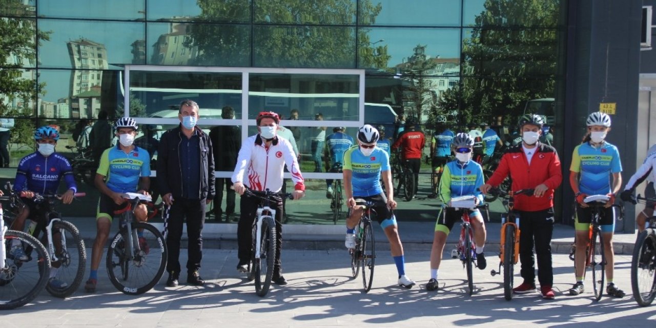 Doğa için pedallıyorlar