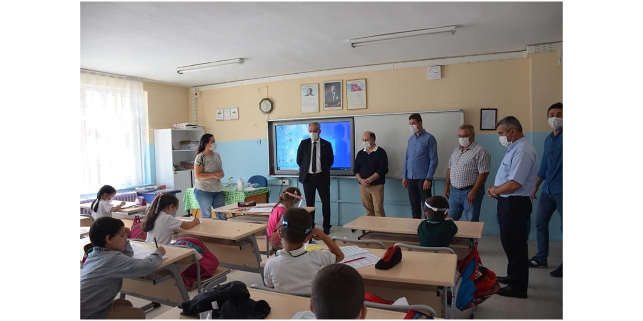 Başkan Yaman’dan yüz yüze eğitime bağlayan öğrencilere ziyaret