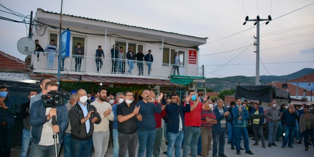 Dikili Belediyesi, tepkiler üzerine kum ocağı kararından geri adım attı