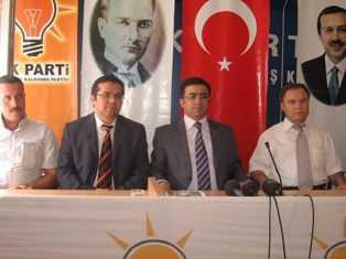 AK Parti'de referandum çalışmaları