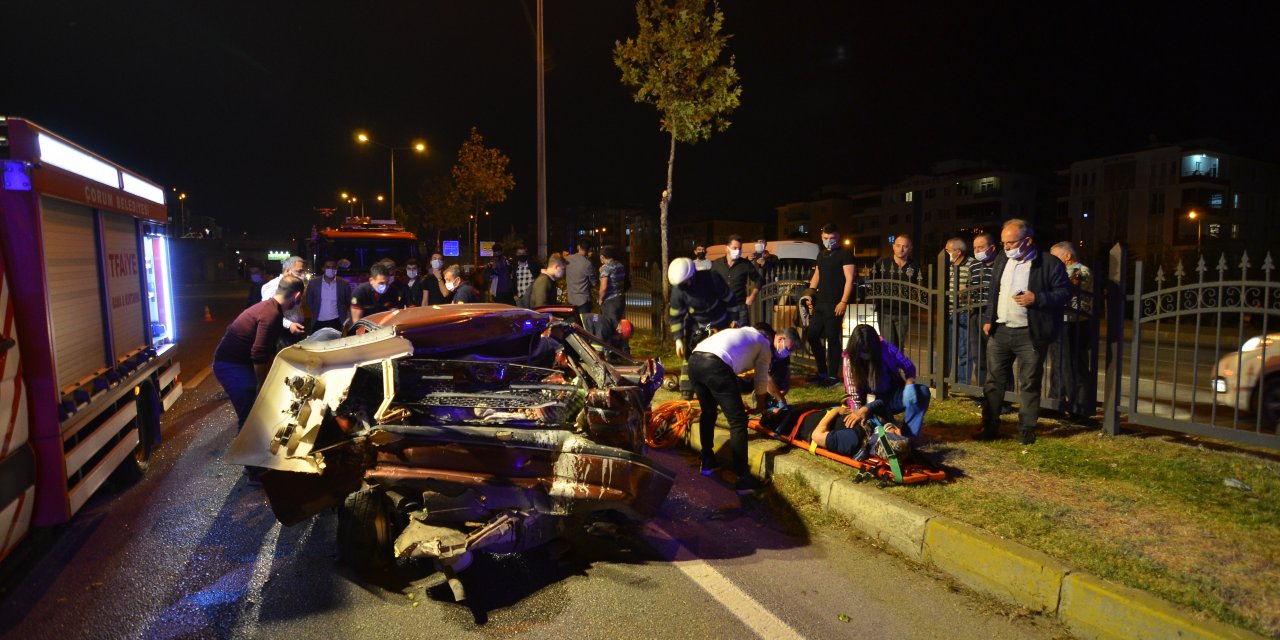 Freni boşalan kamyon ortalığı birbirine kattı! 6 araç hasar gördü 8 yaralı var