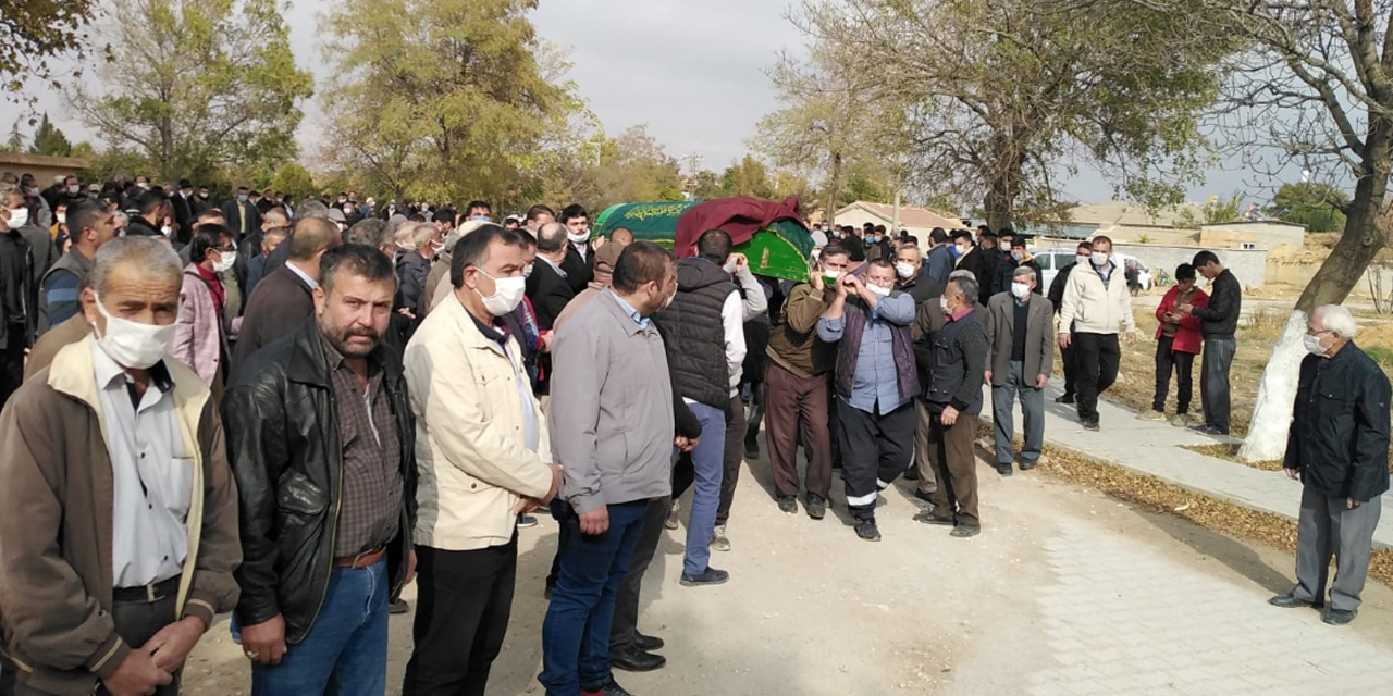 Konya'daki feci kazada ölen muhtarın cenazesi defnedildi