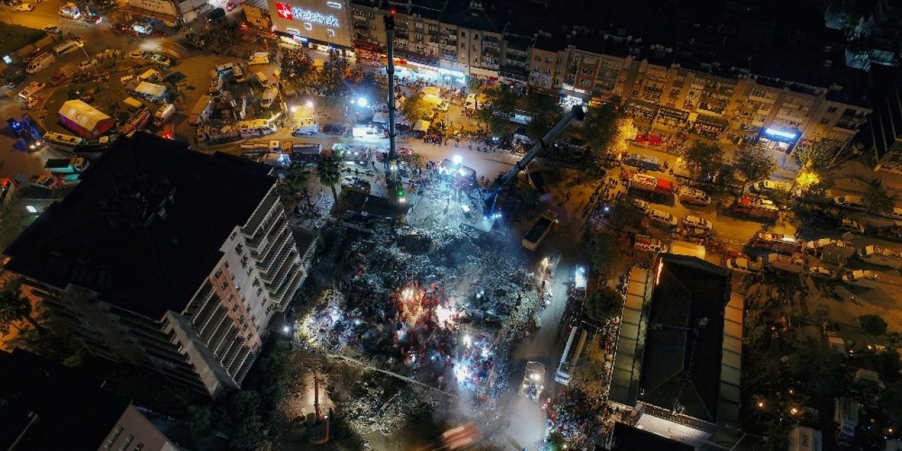 İzmir'de arama kurtarma çalışmaları 80 saattir sürüyor