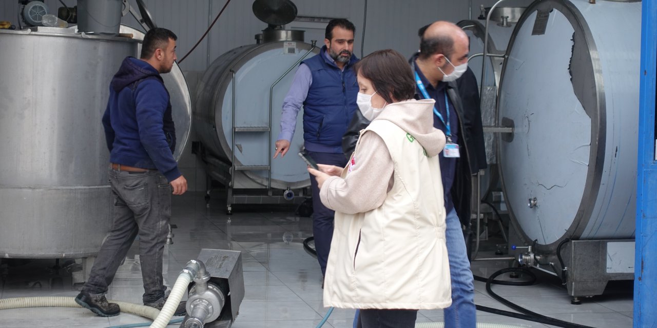 Konya'daki süt banyosu olayında yeni gelişme! Firmayı inceleyen ekipler ceza kesip kapattı