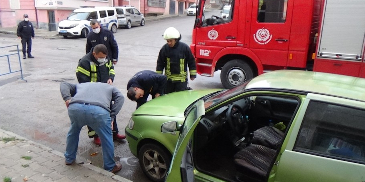 LPG'li otomobil gaz kaçırdı! Yol trafiğe kapatıldı