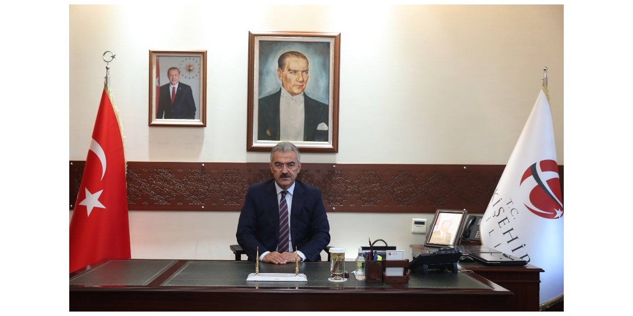 Vali Ayyıldız’dan 10 Kasım mesajı