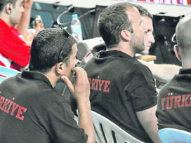 Ay-yıldızlı kamuflaj!