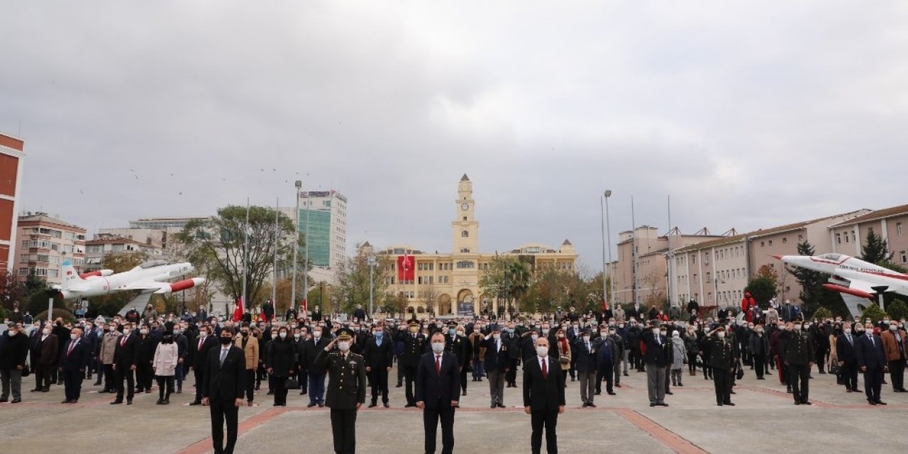Atatürk Büyükçekmece’de saygıyla anıldı