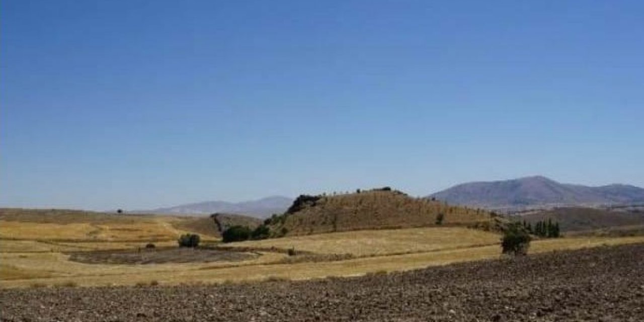 Zey-Köy Frig Kaya mezarları tescillendi