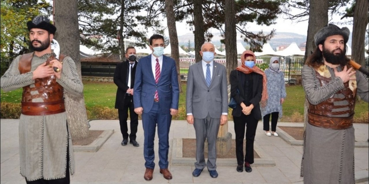 Paraguay Büyükelçisi Ceferino Valdez Peralta’dan Söğüt’te