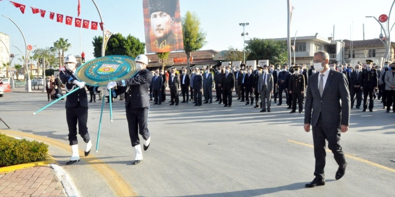 Atatürk, Tarsus’ta törenle anıldı