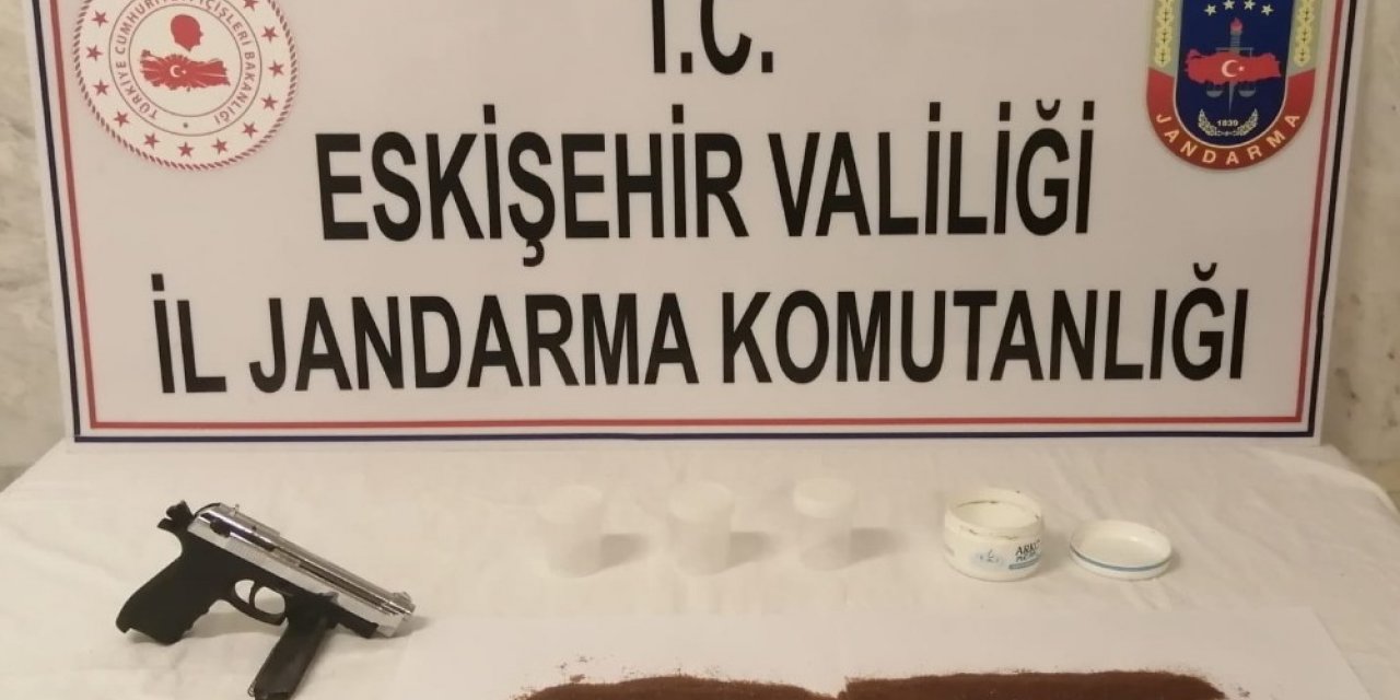 Eskişehir’de gramı 4 milyon lira değerinde ‘kaliforniyum’ ele geçirildi