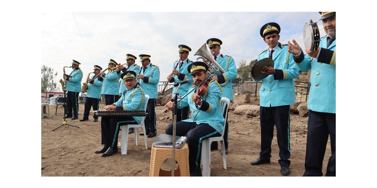 Atatürk’ü sevdiği türkülerle andılar