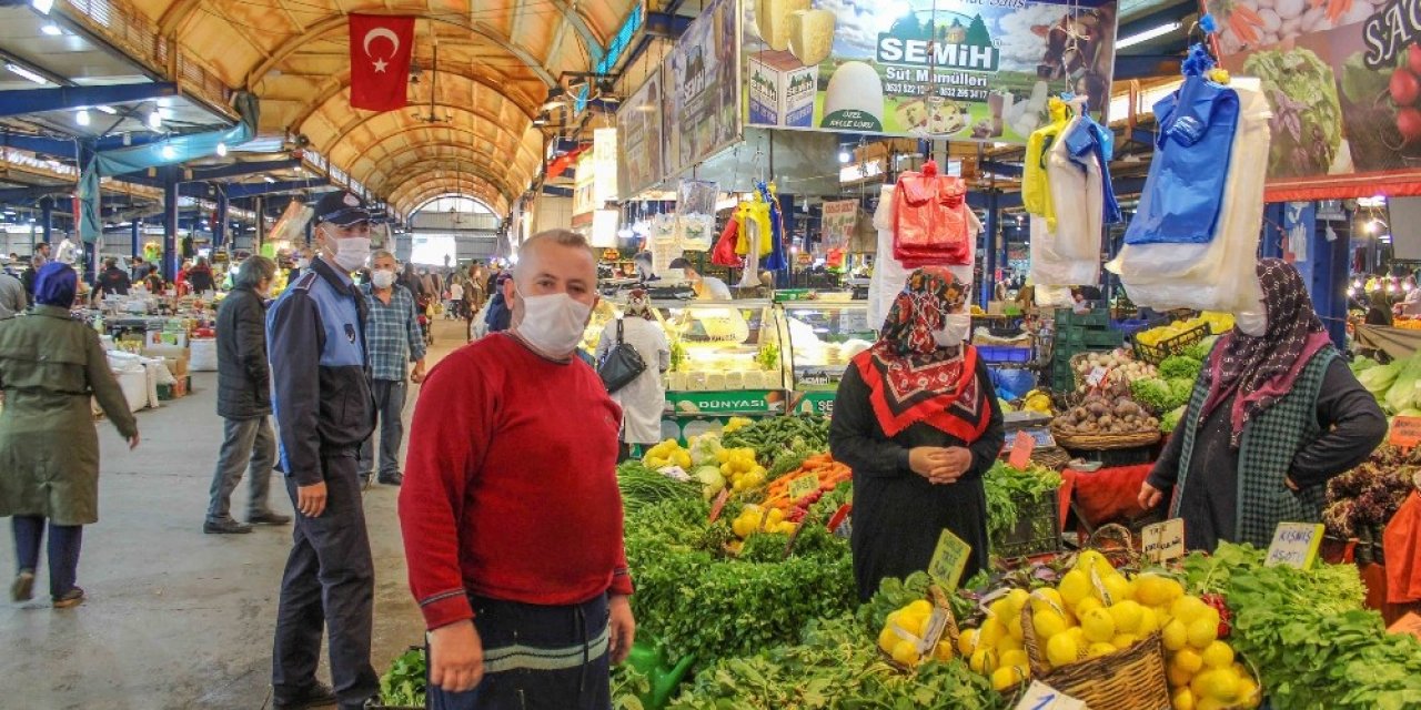 Karacabey’de pazaryerinde alınan önlemler yoğunluğu azalttı