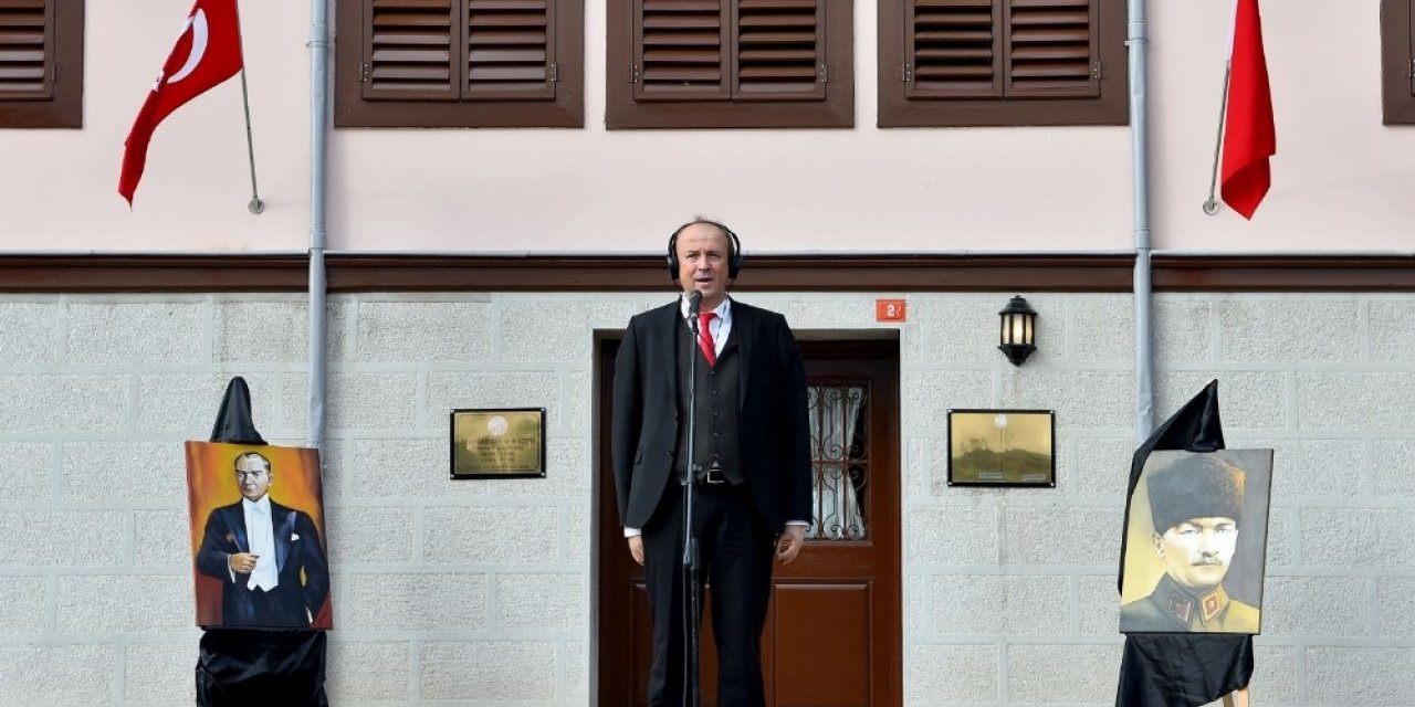 Başkan Hançerli, 10 Kasım’da Atatürk’ü Evi’nde andı