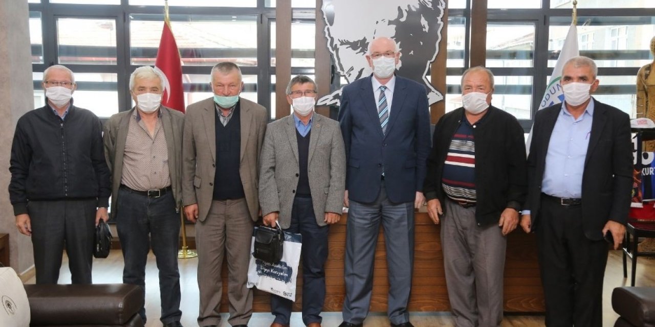 Başkan Kurt, Kuyucak mahallesi sakinleri ile bir araya geldi