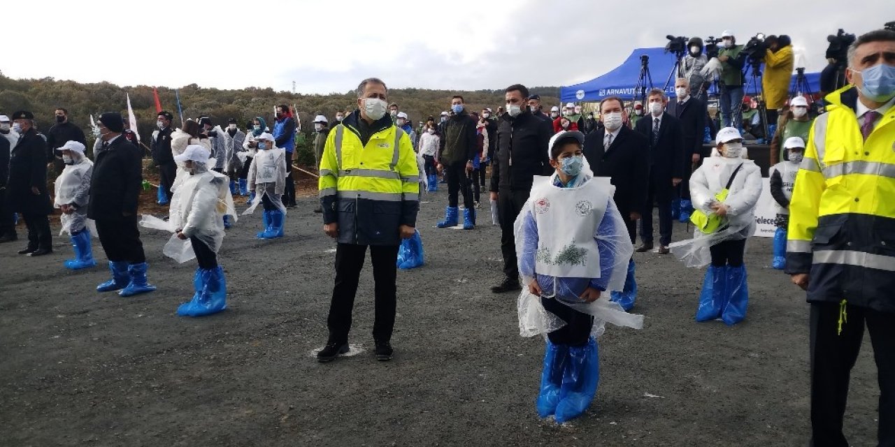İstanbul Valisi Ali Yerlikaya ‘Milli Ağaçlandırma Günü’ etkinliğine katıldı