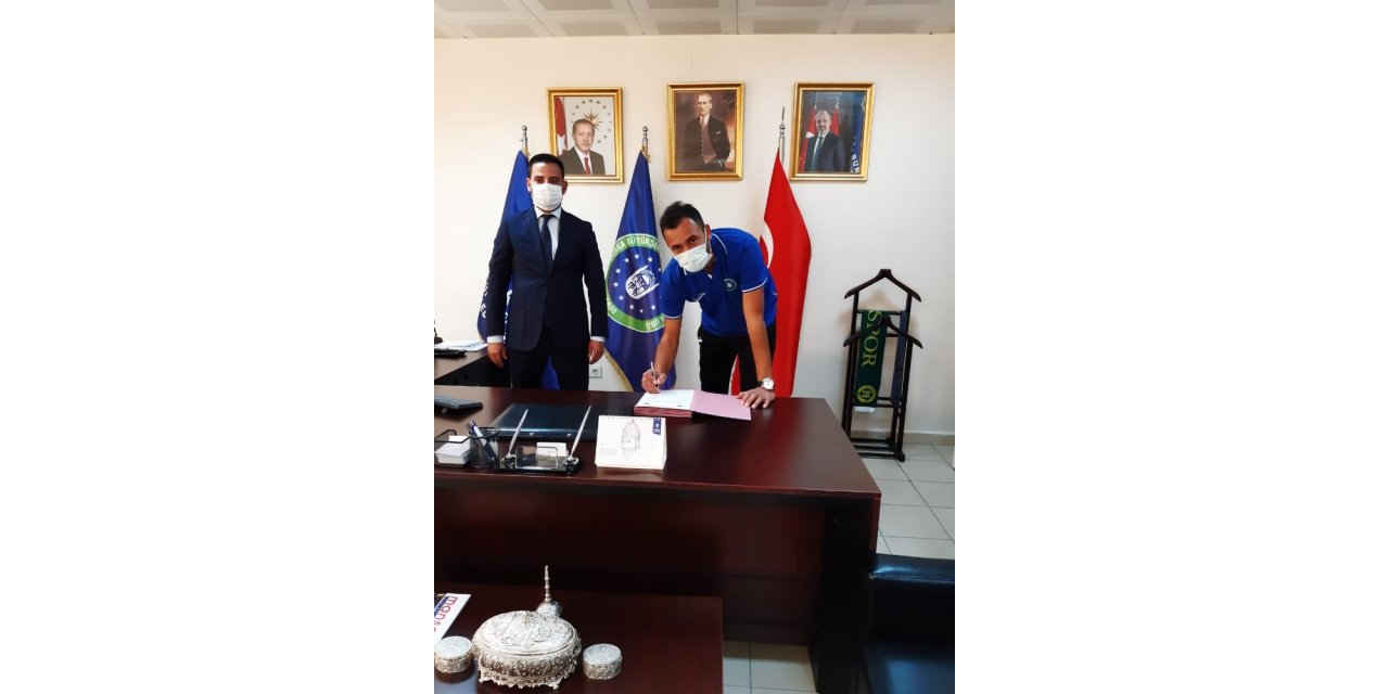 Efelerin yeni hocası Nuri Şahin