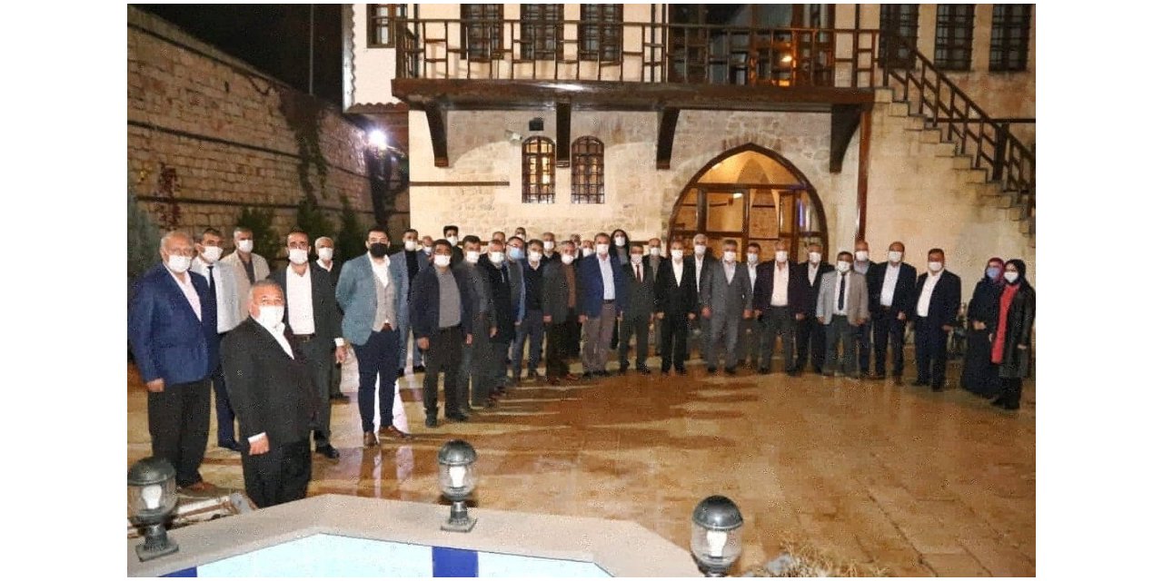 Kılınç, AK Parti merkez ilçe yönetimiyle bir araya geldi