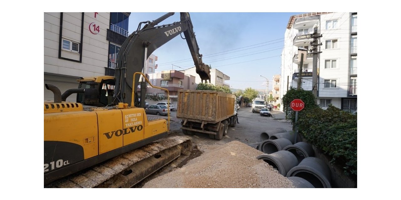 Barbaros Hayrettin Mahallesinin de altyapısı yenileniyor