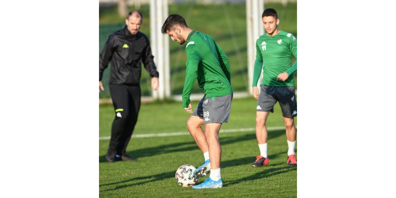 Bursaspor’da Adanaspor maçı hazırlıkları başladı