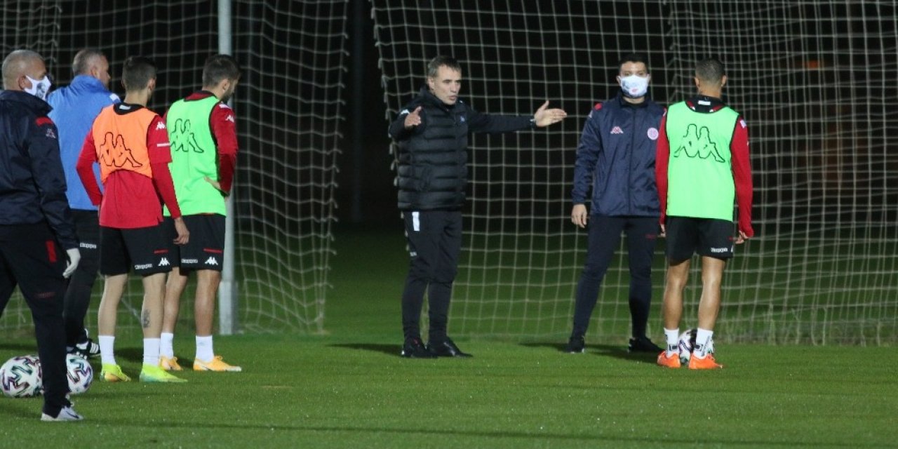 Ersun Yanal, Antalyaspor ile ilk antrenmanına çıktı
