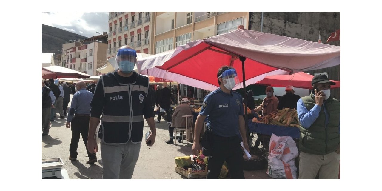 Yoğun cadde, sokak ve durak gibi alanlarda sigara içmek yasaklandı