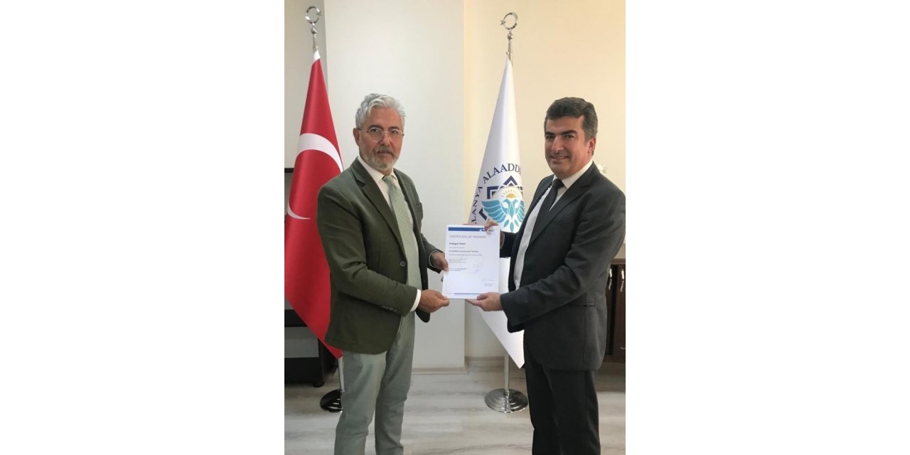 ALKÜ’ye akreditasyon ve denetçi belgesi verildi