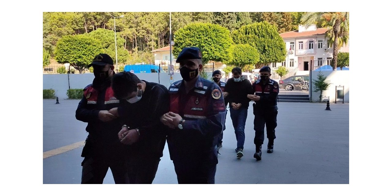 Çaldıkları inşaat malzemelerini hurdacıya satan şüpheliler yakalandı