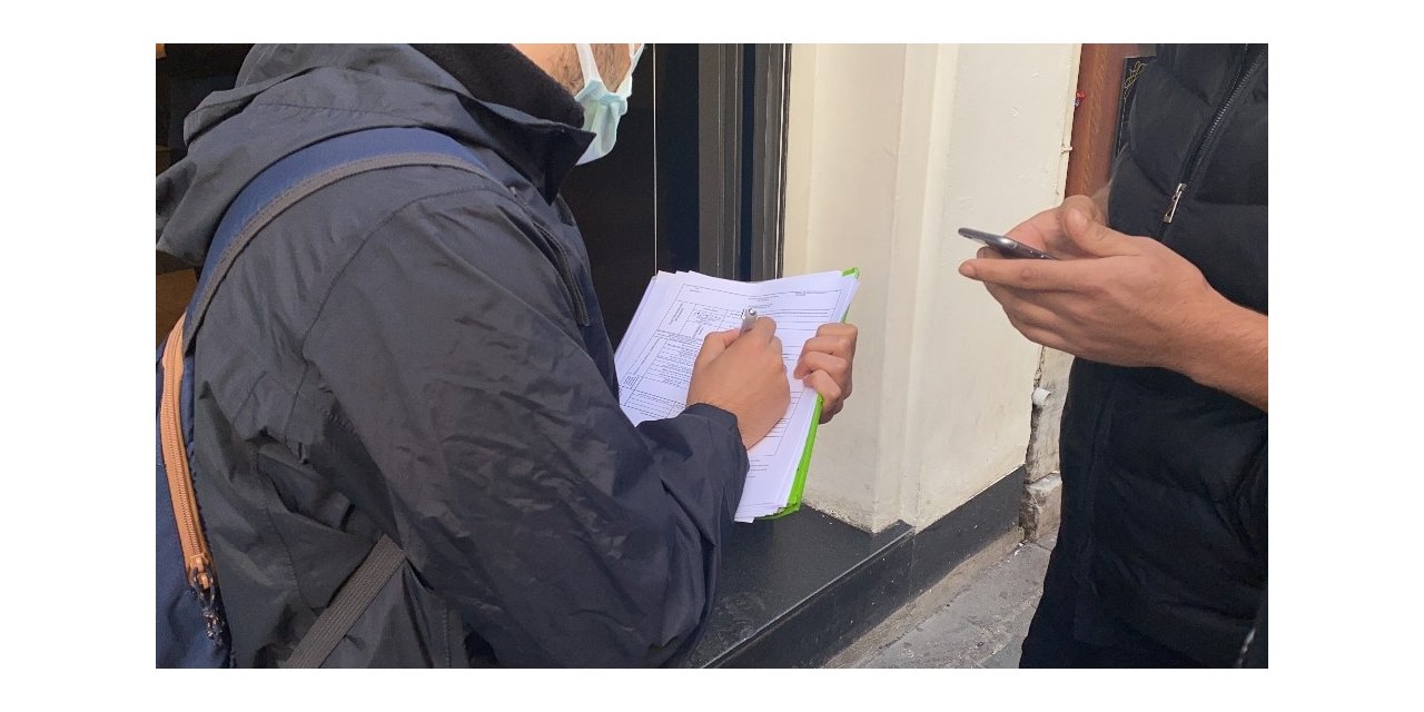 Taksim’de “sigara yasağı” denetimde ilginç anlar: “İçmiyordum kokusunu alıyordum”