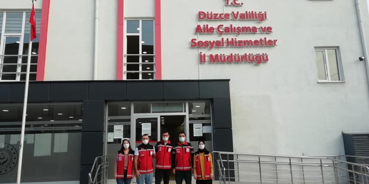 Psikososyal destek ekibi İzmir’e gitti