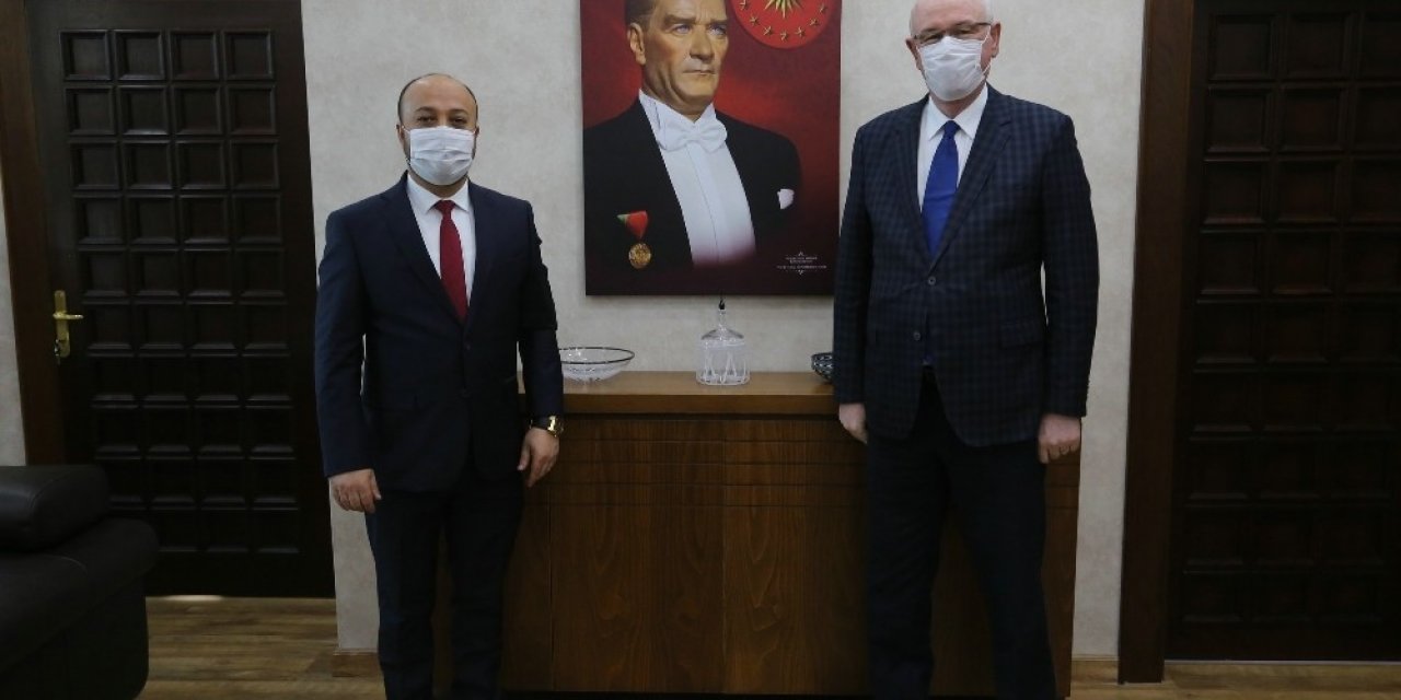 Dazkırı Belediye Başkanı Taylan’dan Başkan Kurt’a ziyaret